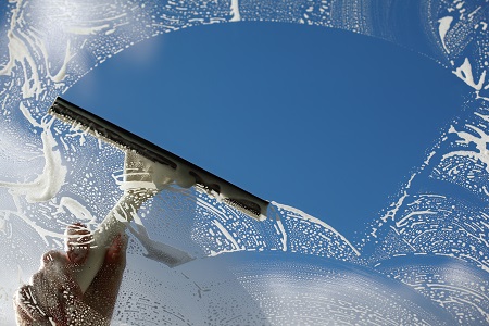 How to clean glass with protective window film